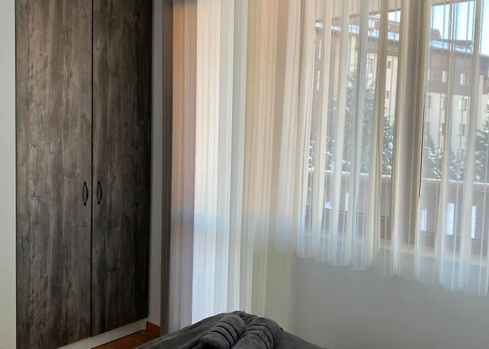 Pirin Sense A11 * Banszko